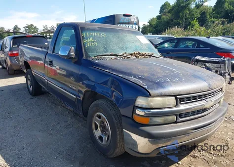 2001 Chevrolet Silverado 1500 Ls z USA, uszkodzony, nr VIN 1GCEC14W31Z236429